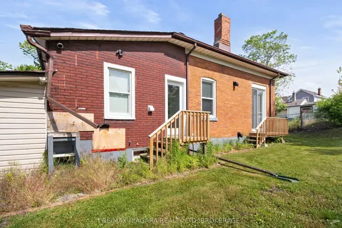 7 TASKER Street, ON L2R 3Z7