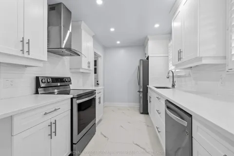 48 Ellerbeck Street, ON K7L 4H7