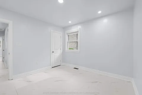 48 Ellerbeck Street, ON K7L 4H7