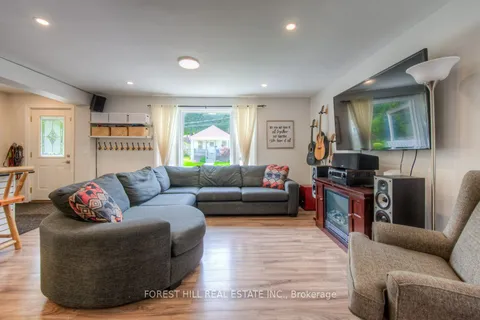 63 Berkley Road, ON N1S 3G5