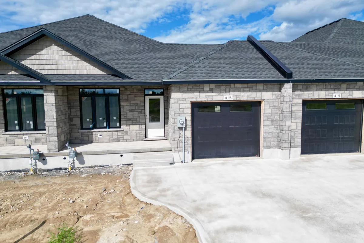 415 Ivings Drive, ON N0H 2C1