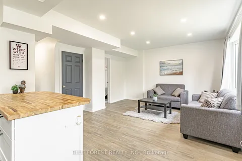 19 Cypress Street, ON N5R 1N2
