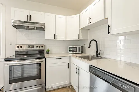 19 Cypress Street, ON N5R 1N2