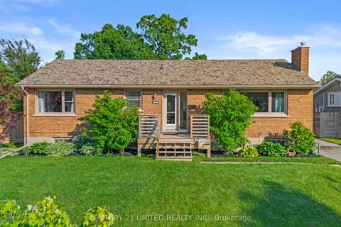 1056 Glebemount Crescent, ON K9H 6M3