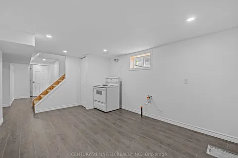 185 Dumble Avenue, ON K9H 5B3
