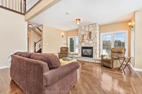 1461 ENGLISH Way, ON K7L 0C2