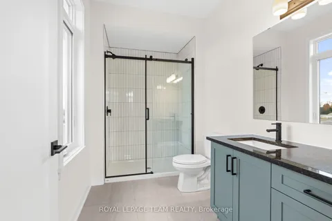 62 Hogan Drive, ON K7S 0H8