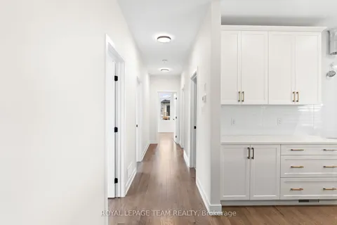 62 Hogan Drive, ON K7S 0H8