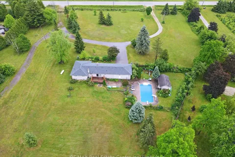 7648 Wellington Rd 34 Road, ON N0B 2J0
