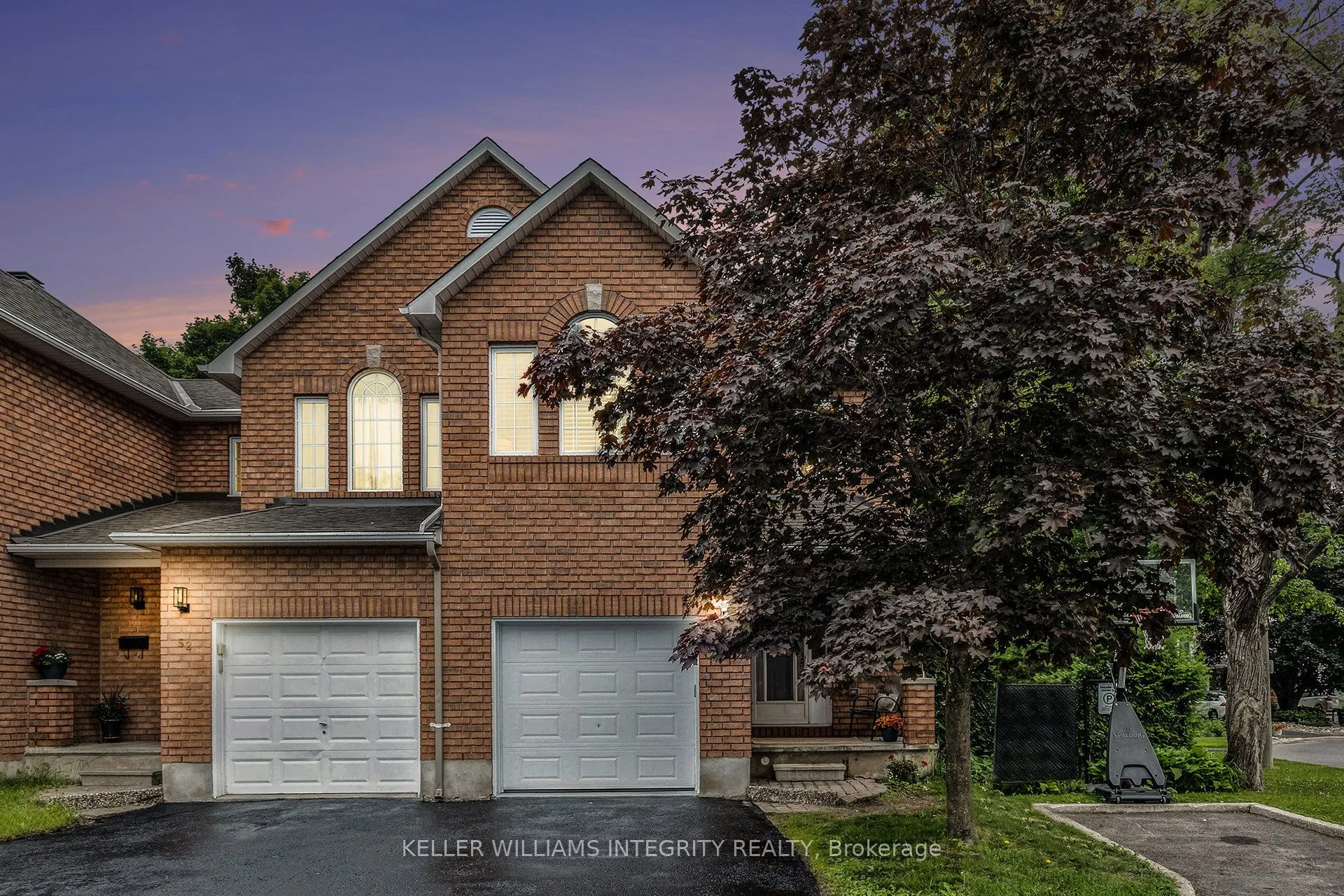 50 Roseanne Lane, ON K1B 1C2