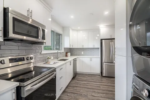 2389 Sheldon Avenue, ON K2C 1K4