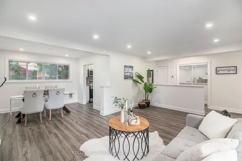 2389 Sheldon Avenue, ON K2C 1K4