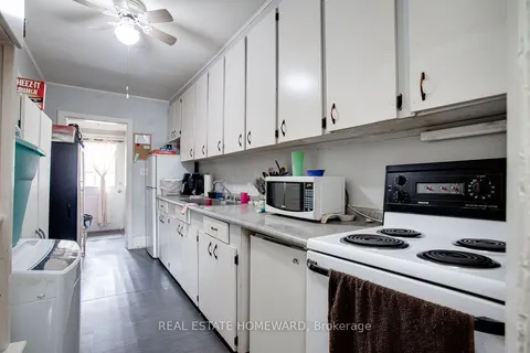 15 - 17 James Street, ON K9A 2J8