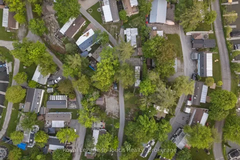 164 Lone Pine Road, ON L0K 1S0