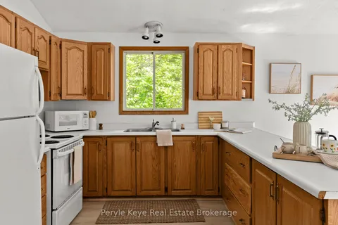 1181 Sherwood Forest Road, ON P1L 1X3