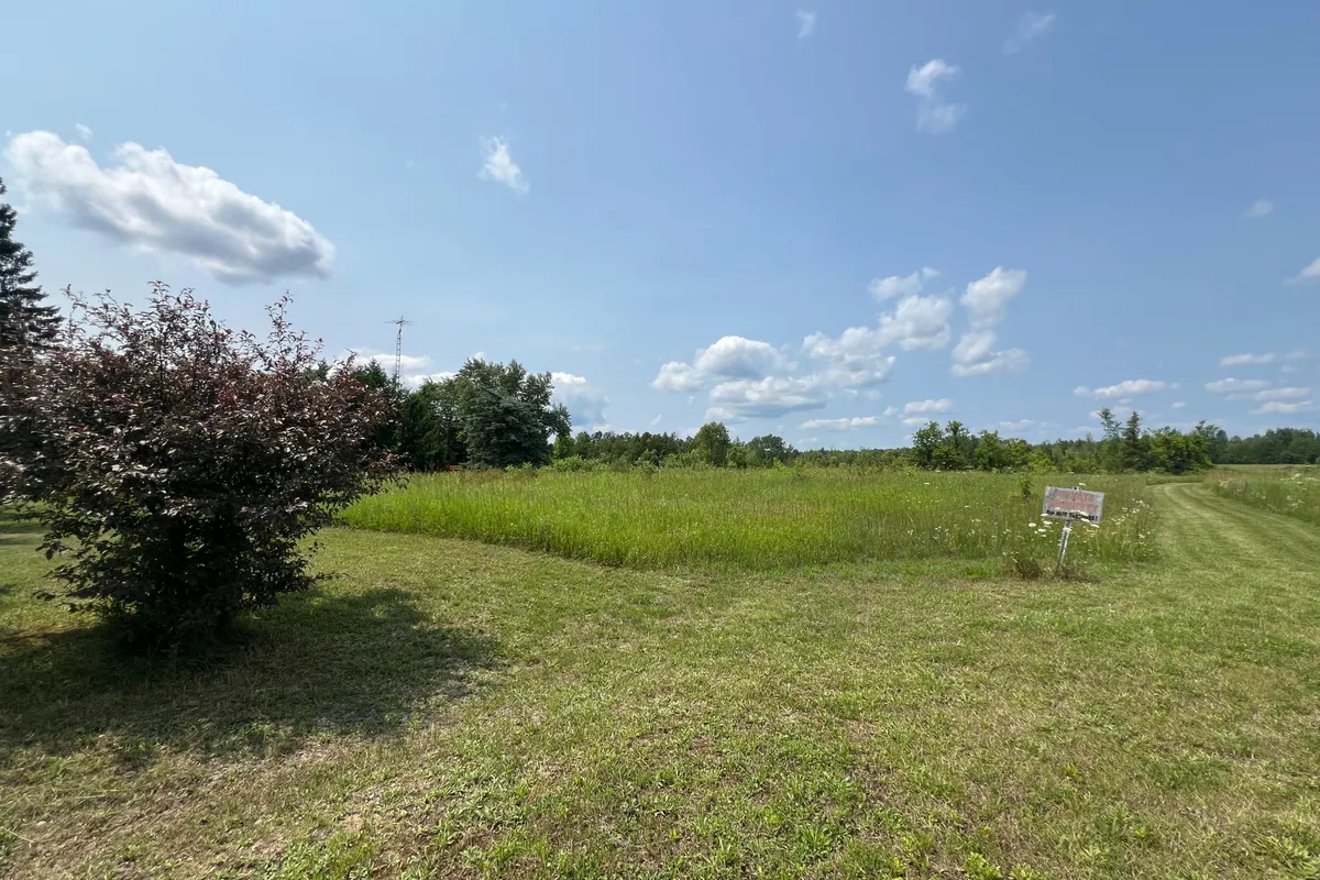 1784 7th Line, ON K9J 6X5