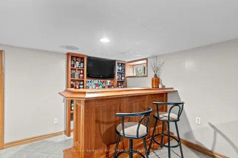 32 Cambria Road, ON N7A 3E4
