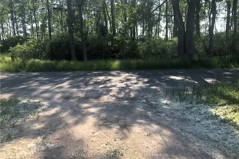 23 Old Cut Boulevard, ON N0E 1M0