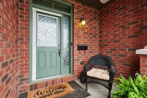 101 Hawkeswood Drive, ON K4M 0C1
