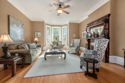 2 GEORGE Street, ON K7A 1X9