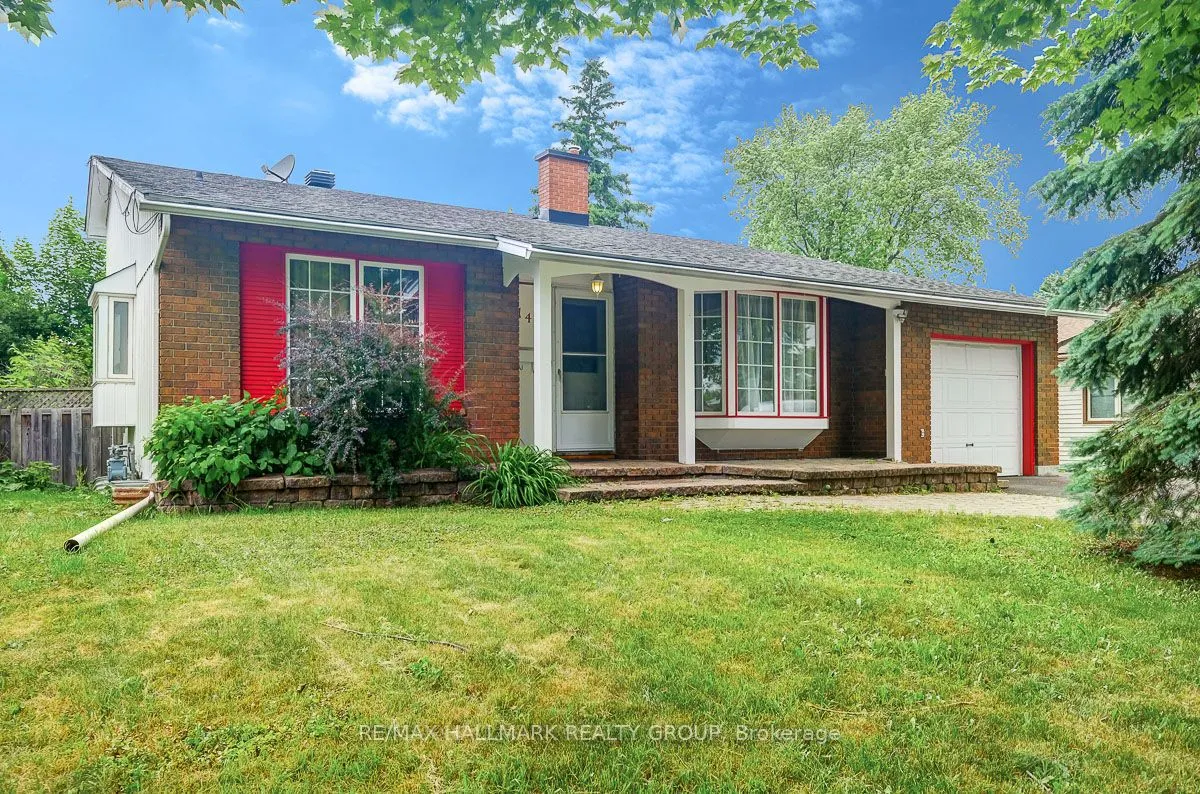 2149 Hubbard Crescent, ON K1J 6L3