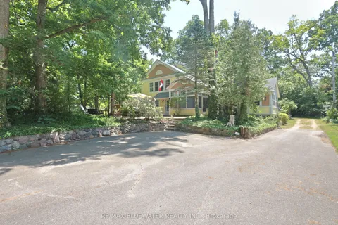 5 PHILLIP Street, ON N0M 1T0