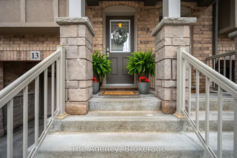 201 Westbank Trail, ON L8J 0H5