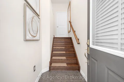 201 Westbank Trail, ON L8J 0H5