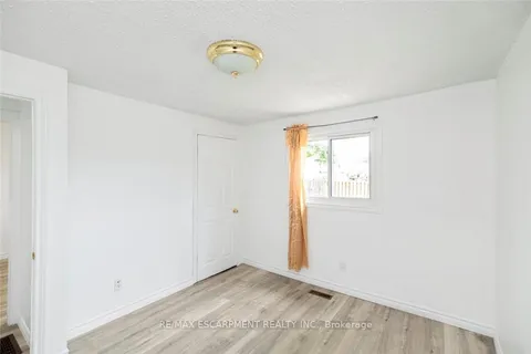 61 Primrose Avenue, ON L8L 2K9