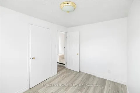 61 Primrose Avenue, ON L8L 2K9