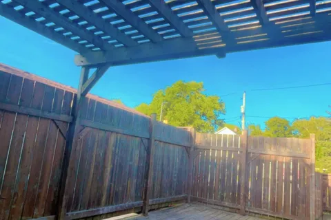 310 Brant Street, ON N1A 2A8