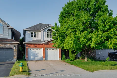 15 Camm Crescent, ON N1L 1J9