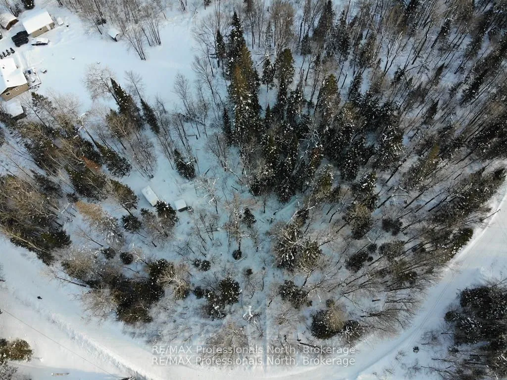 15 Robert Road, ON P1H 2J4