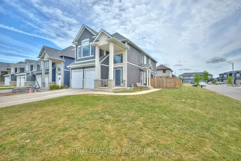 14 Lamb Crescent, ON L2V 0G8