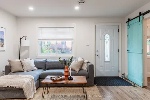 32 Pearl Street, ON L8P 3W6