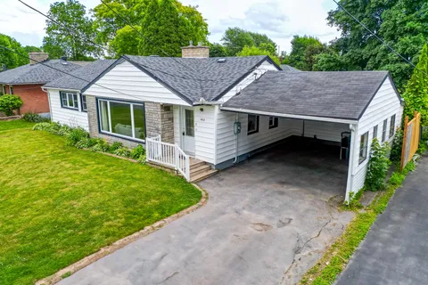 1402 Dover Road, ON K6J 1V5