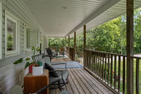 7134 Poplar Drive, ON K0L 1E0