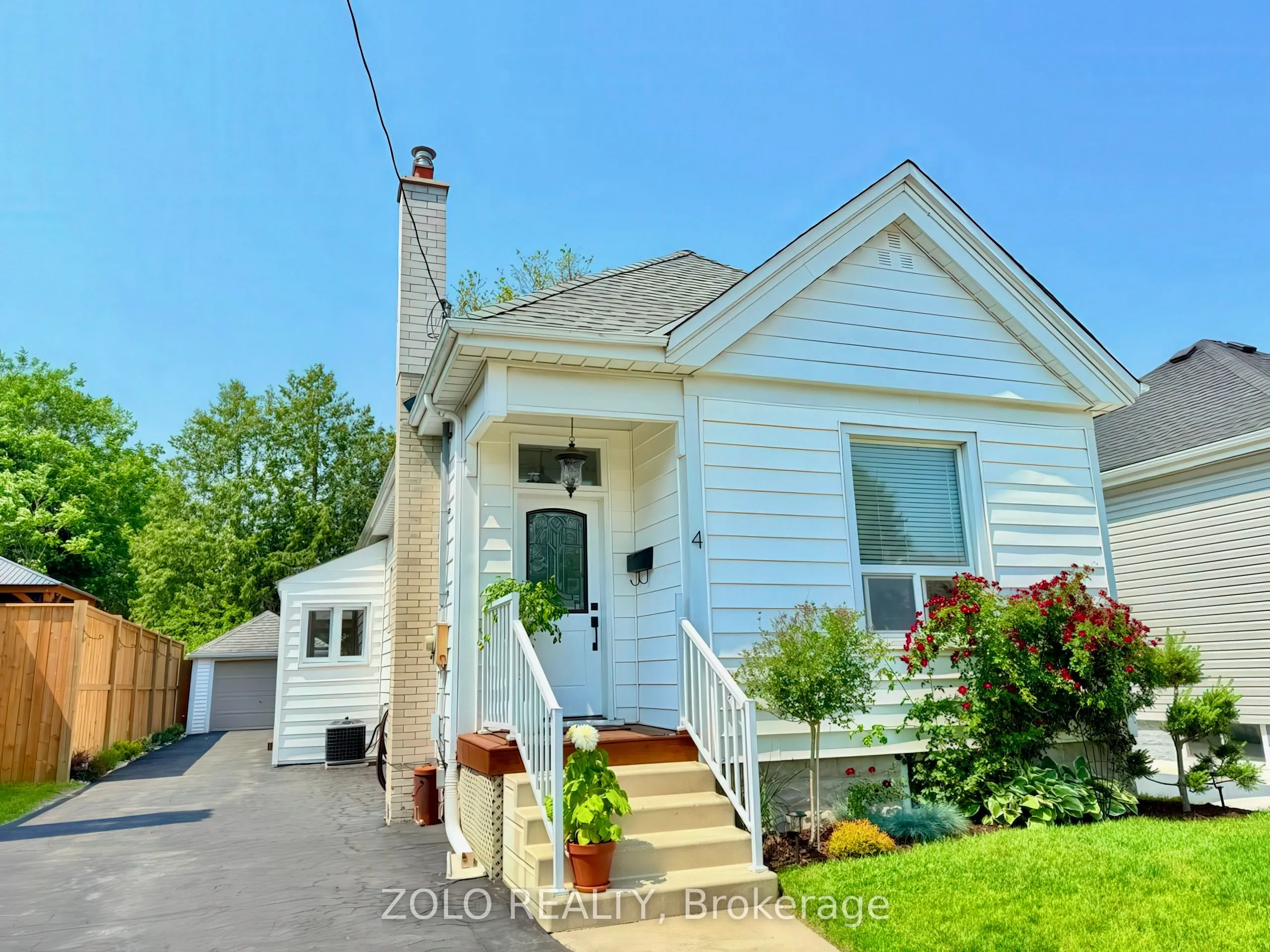 4 Rosewood Avenue, ON N5Z 1K9