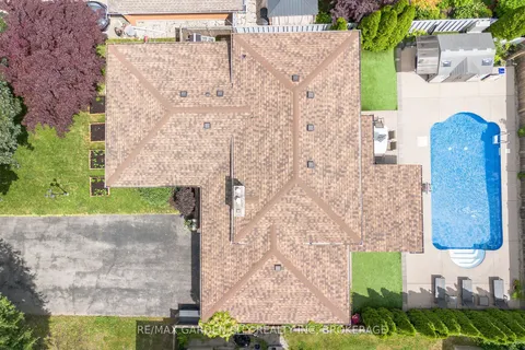 8 Jessica Drive, ON L2M 6V7
