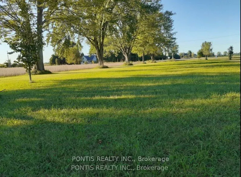 7059 DUFFERIN Avenue, ON N8A 4N3