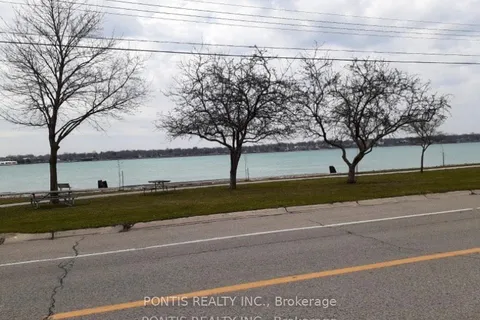 7059 DUFFERIN Avenue, ON N8A 4N3