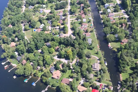 1 Rose Street, ON K9V 4R6