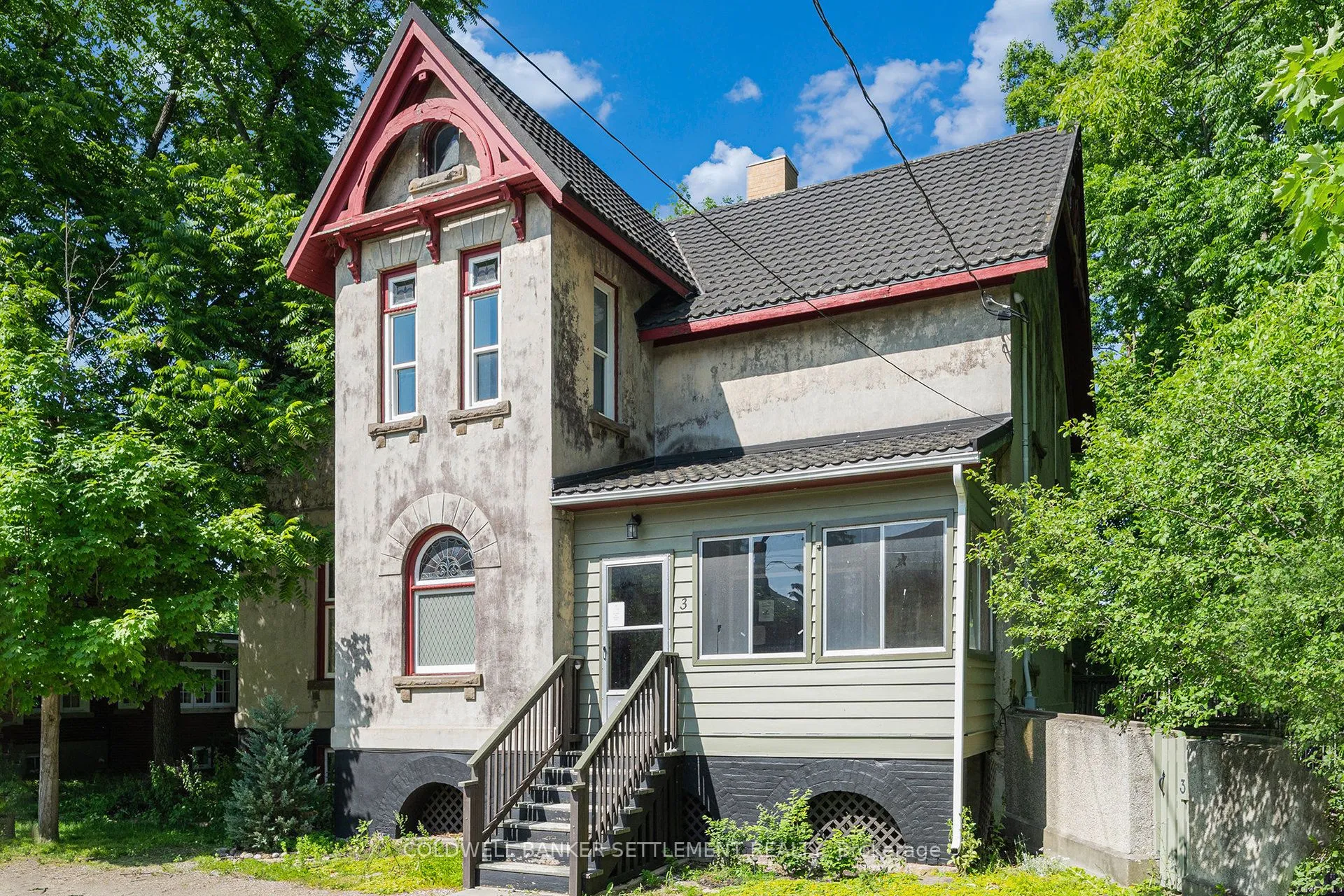 3 Drummond Street, ON K7H 1E4