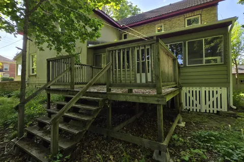 3 Drummond Street, ON K7H 1E4