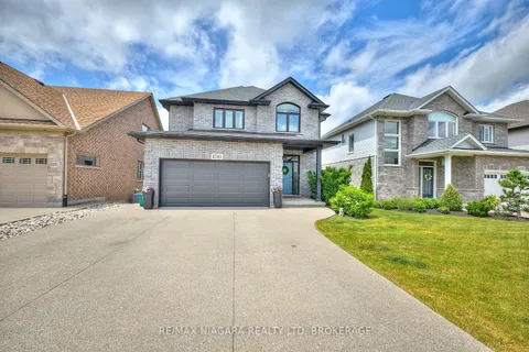 5703 Osprey Avenue, ON L2H 0M2