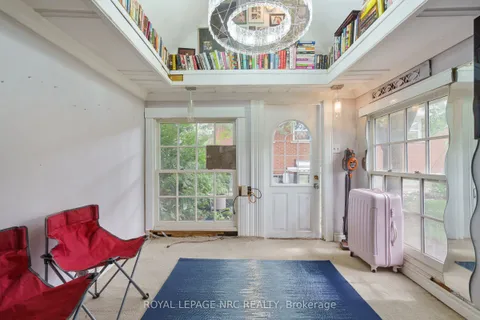83 Lakeside Drive, ON L3M 2L4