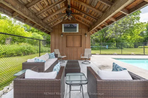 26 Old Brock Road, ON N0B 2J0