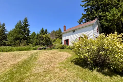 2014 Foxboro Stirling Road, ON K0K 3E0