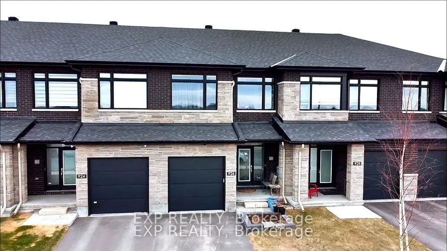 926 Brian Good Avenue, ON K4M 0N7