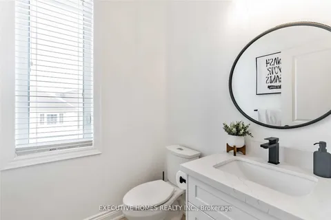 769 Mud Street, ON L8J 3B9